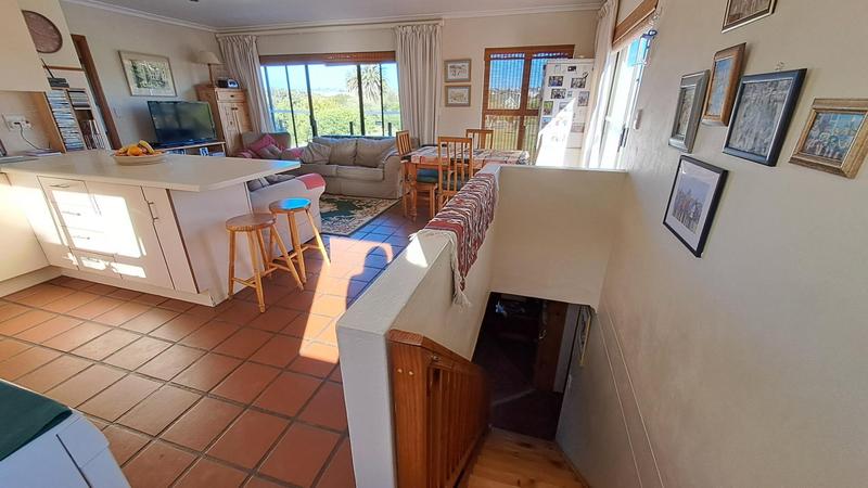 4 Bedroom Property for Sale in Stilbaai East Western Cape